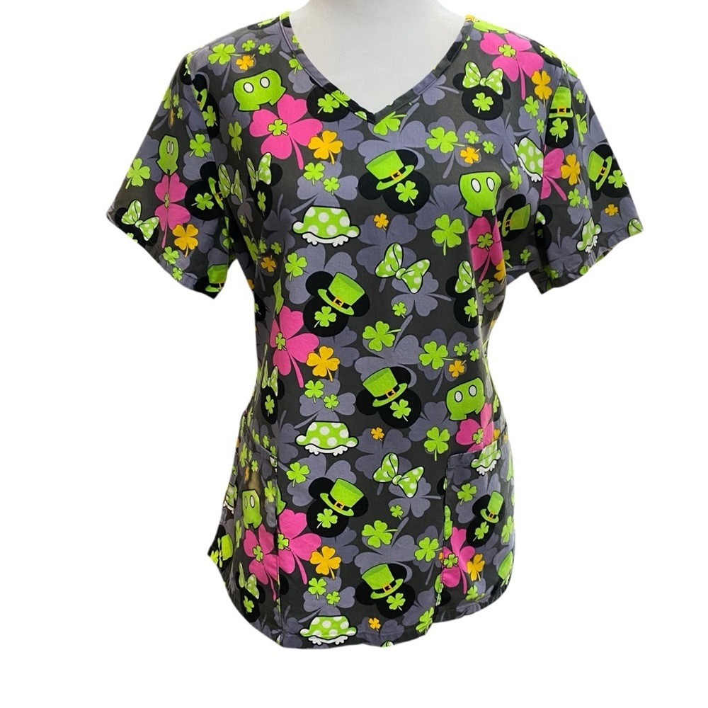 DISNEY Women's Medium St. Patrick's Day scrub top Black Gray Green Mickey Ears